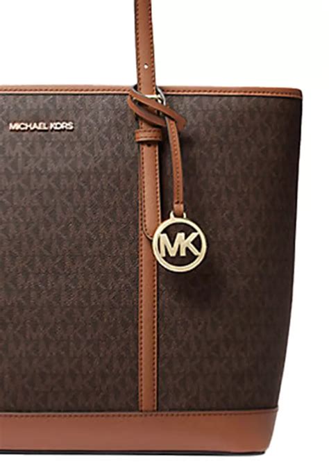 Michael Kors wanita